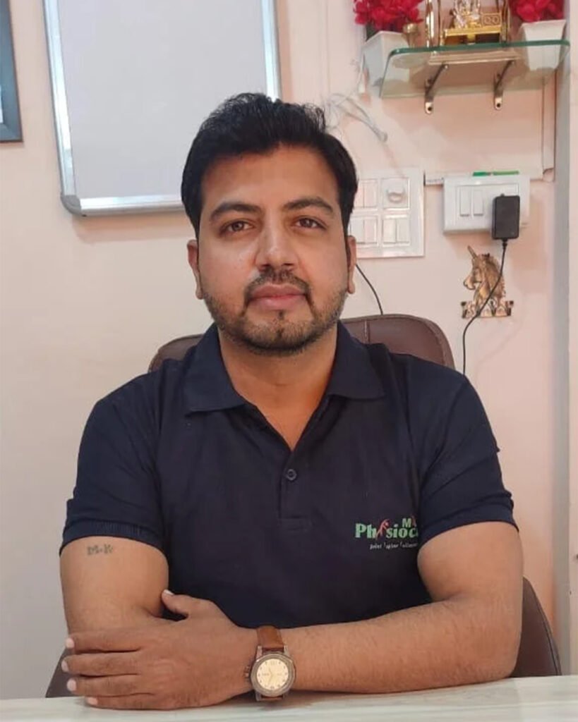 Dr. Manish Kundwani at Midas Physiocare clinic, Indore