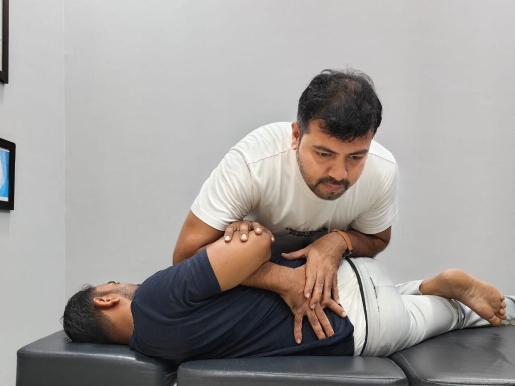 Chiropractic spinal manipulation at Midas Physiocare